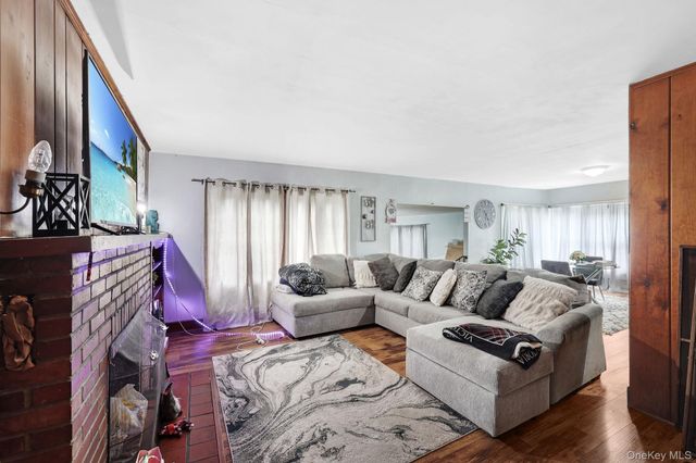 53 Main Street, Lloyd, NY 12528