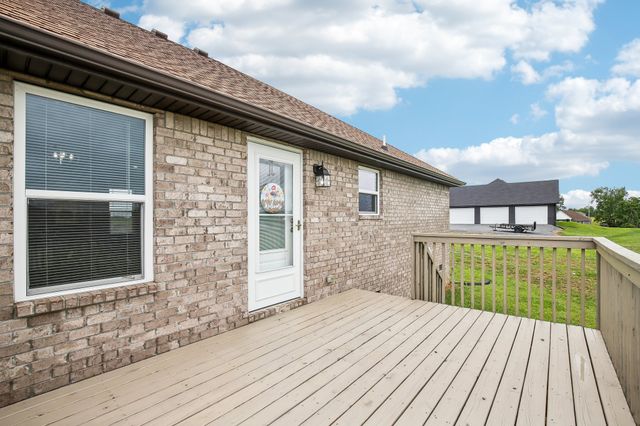 361 Elton Ln, Lafayette, TN 37083