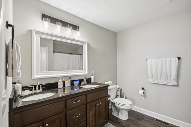 361 Elton Ln, Lafayette, TN 37083