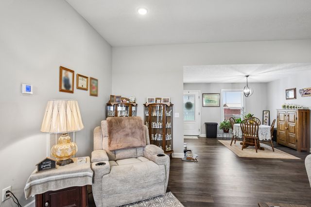 361 Elton Ln, Lafayette, TN 37083