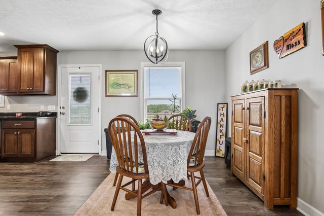 361 Elton Ln, Lafayette, TN 37083