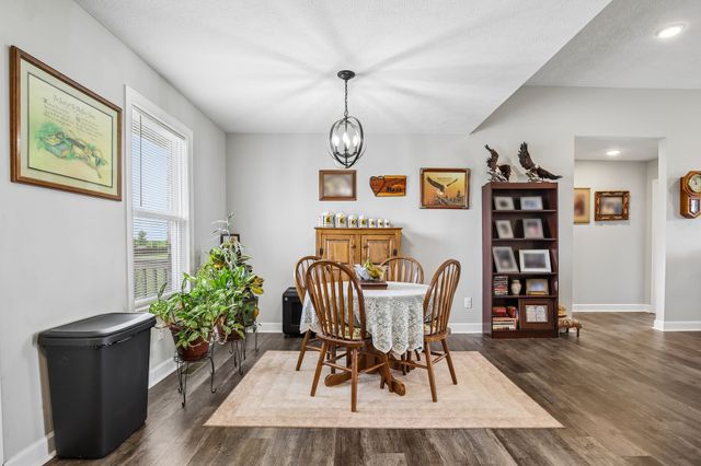 361 Elton Ln, Lafayette, TN 37083