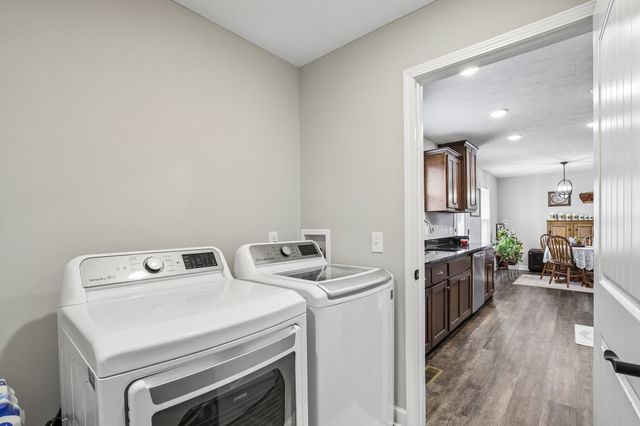 361 Elton Ln, Lafayette, TN 37083