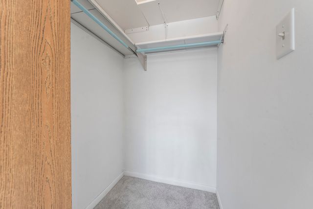 605 W Central Road C1, Mount Prospect, IL 60056