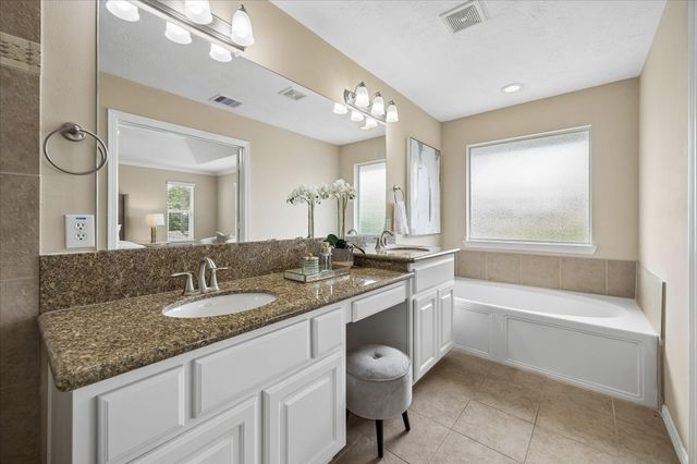 1319 Ella Place, Houston, TX 77008