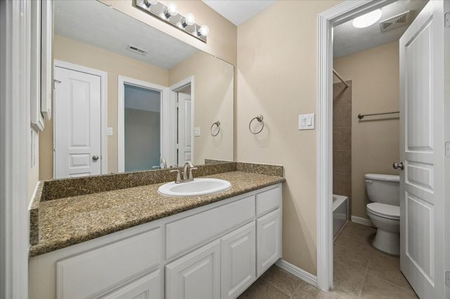 1319 Ella Place, Houston, TX 77008