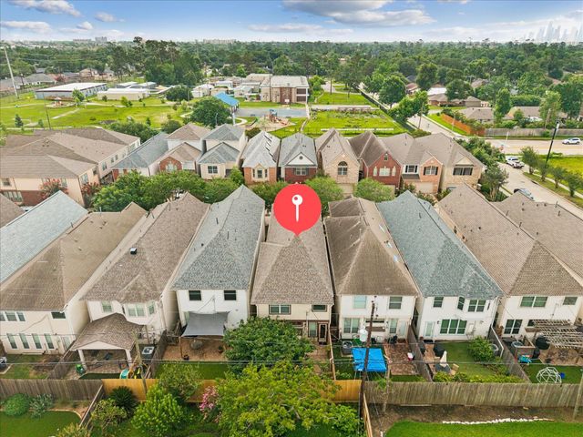 1319 Ella Place, Houston, TX 77008