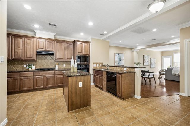 1319 Ella Place, Houston, TX 77008