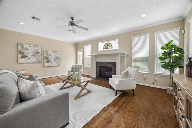 1319 Ella Place, Houston, TX 77008