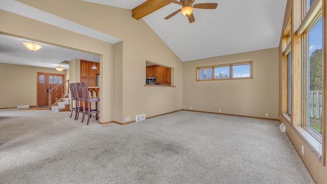 682 Dartmouth DRIVE, Sheboygan Falls, WI 53085