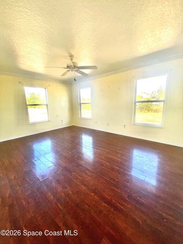 2630 Waring Lane, Malabar, FL 32950