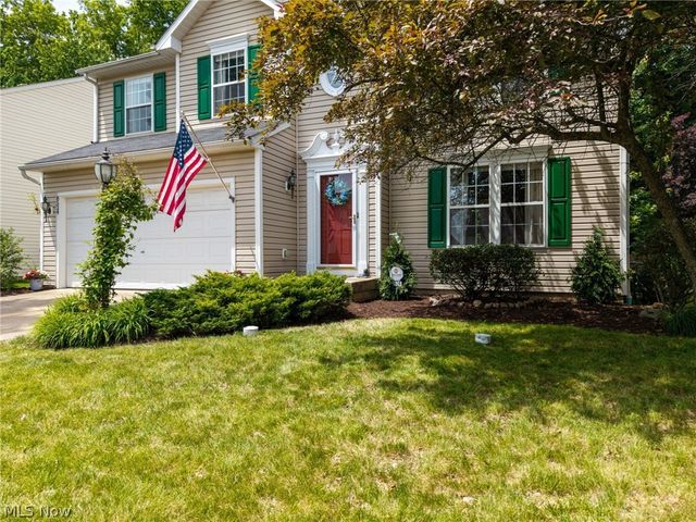 8524 Wayside Drive, Olmsted Twp, OH 44138