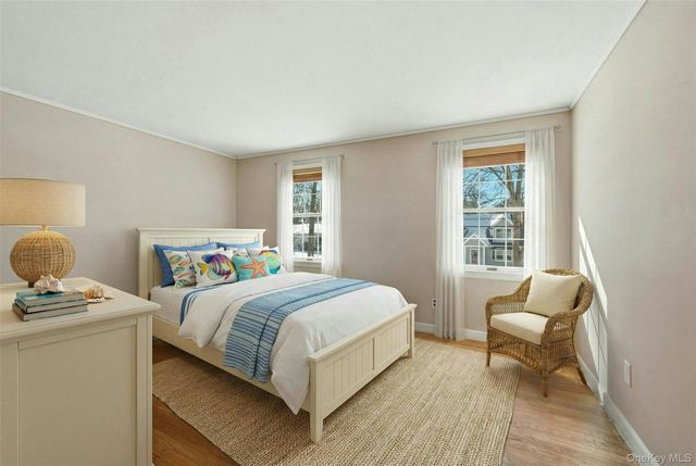 275 Pinewood Road, Cutchogue, NY 11935