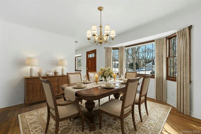 275 Pinewood Road, Cutchogue, NY 11935