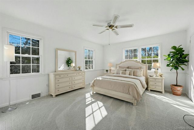 275 Pinewood Road, Cutchogue, NY 11935