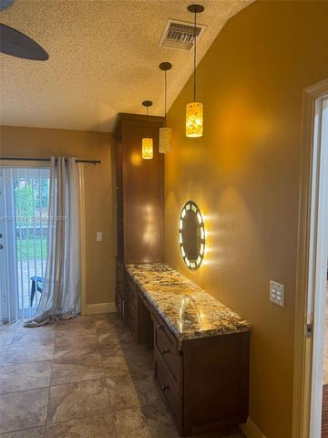 1258 Sabal Trl 1258, Weston, FL 33327