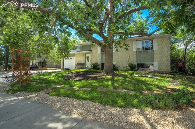 6945 Sullivan Avenue, Colorado Springs, CO 80911