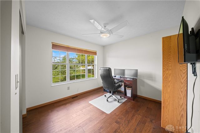 1780 Tearose Circle, Fairborn, OH 45324