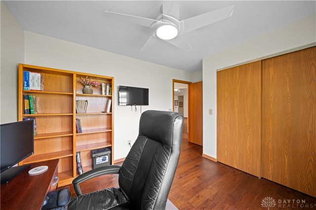 1780 Tearose Circle, Fairborn, OH 45324
