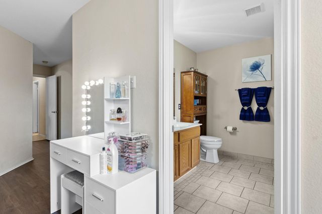 12800 Starbrimson TRL, Elgin, TX 78621