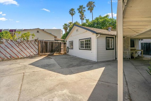1131 Shamrock Drive, Campbell, CA 95008