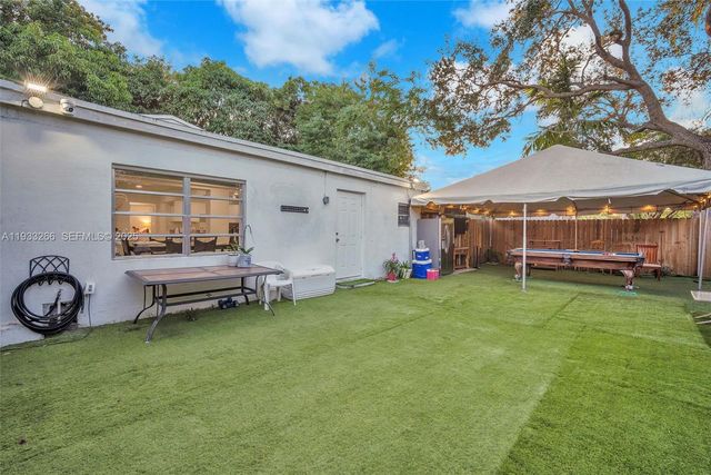 14140 NE 10th Ave, North Miami, FL 33161