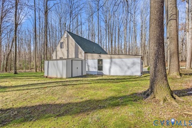 3214 Duke Rd, Powhatan, VA 23139