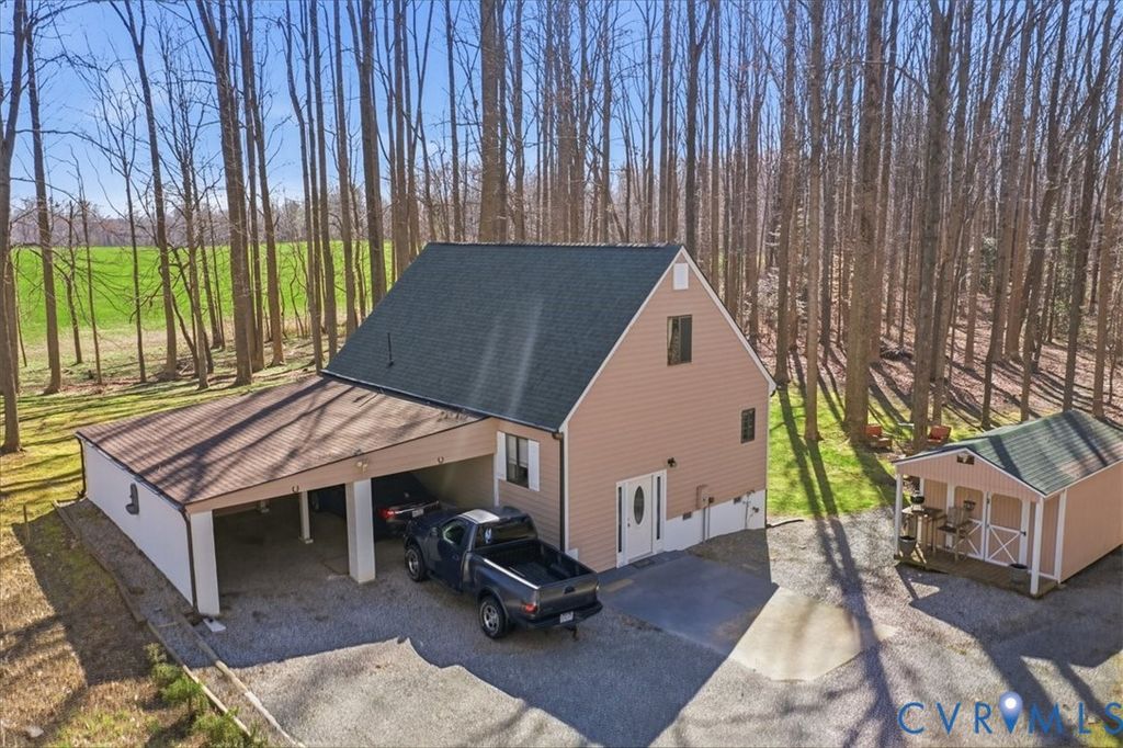 3214 Duke Rd, Powhatan, VA 23139