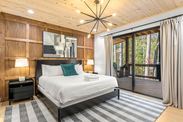 4143 Fontaine Way, Gatlinburg, TN 37738