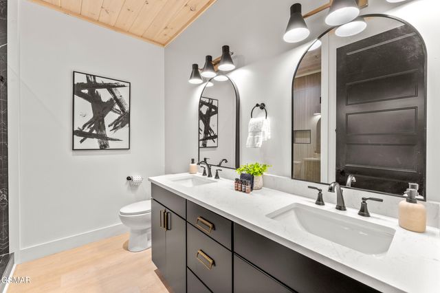 4143 Fontaine Way, Gatlinburg, TN 37738