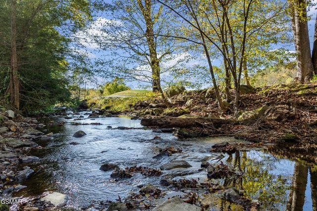 4143 Fontaine Way, Gatlinburg, TN 37738