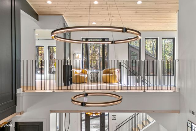 4143 Fontaine Way, Gatlinburg, TN 37738