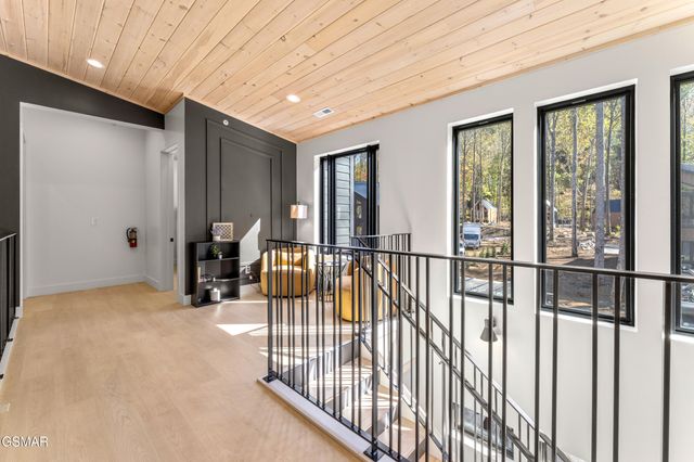 4143 Fontaine Way, Gatlinburg, TN 37738