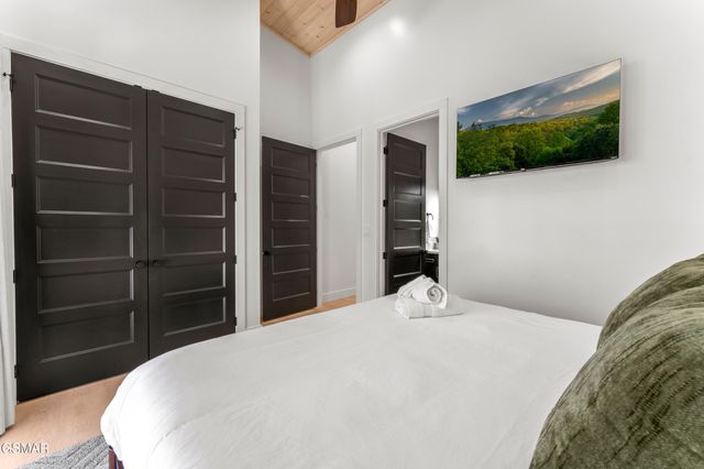 4143 Fontaine Way, Gatlinburg, TN 37738