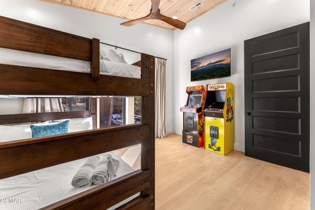 4143 Fontaine Way, Gatlinburg, TN 37738