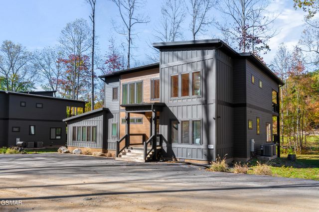 4143 Fontaine Way, Gatlinburg, TN 37738