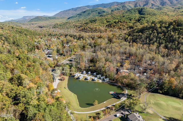 4143 Fontaine Way, Gatlinburg, TN 37738