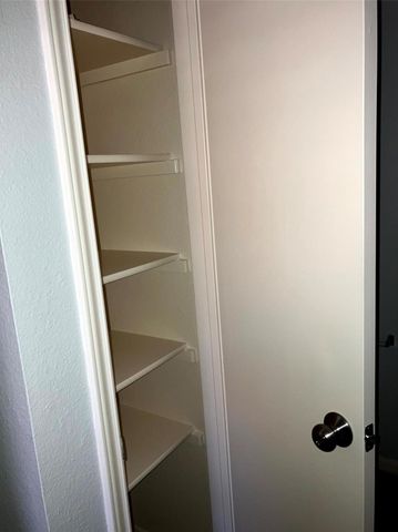 193 Oak River Drive, Cedar Creek, TX 78612