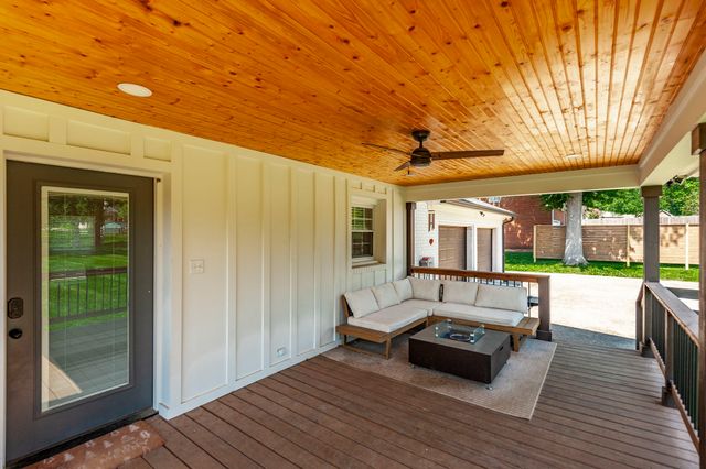 676 Northridge Dr, Gallatin, TN 37066