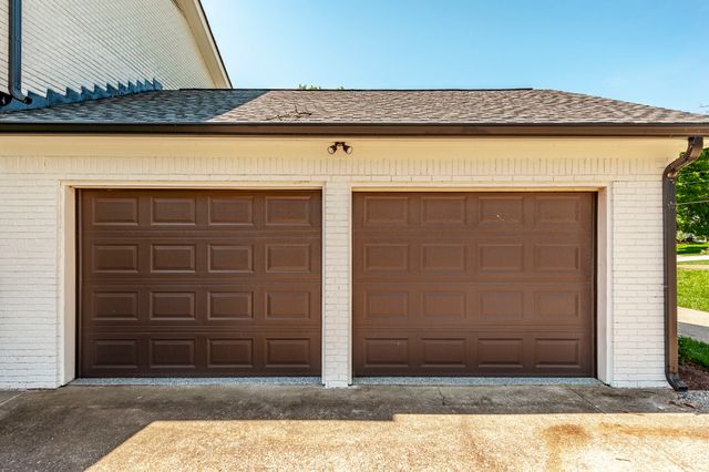 676 Northridge Dr, Gallatin, TN 37066
