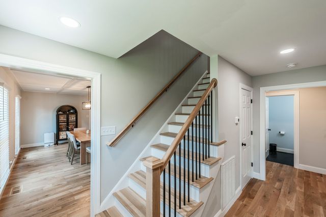 676 Northridge Dr, Gallatin, TN 37066