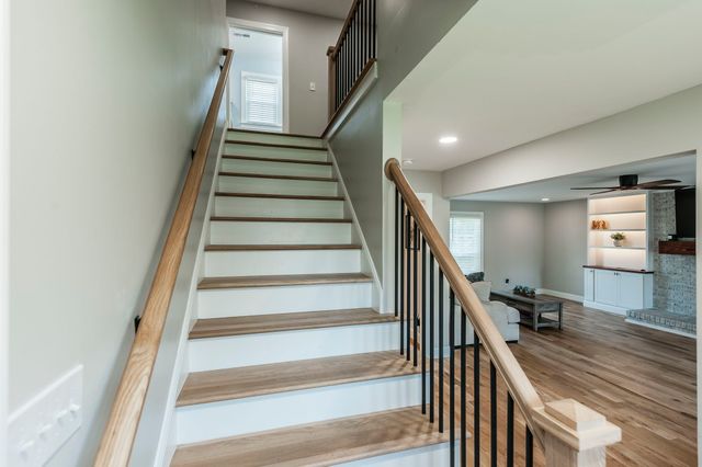 676 Northridge Dr, Gallatin, TN 37066