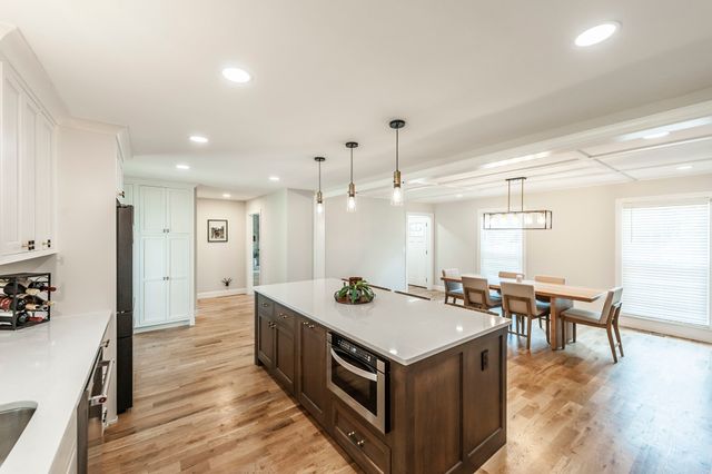 676 Northridge Dr, Gallatin, TN 37066