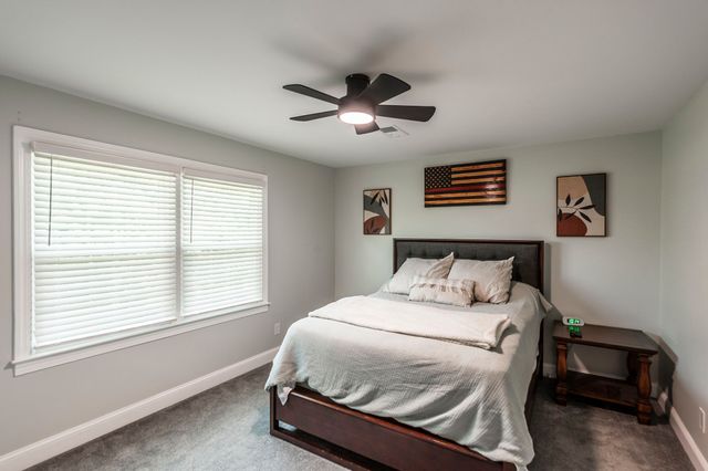 676 Northridge Dr, Gallatin, TN 37066