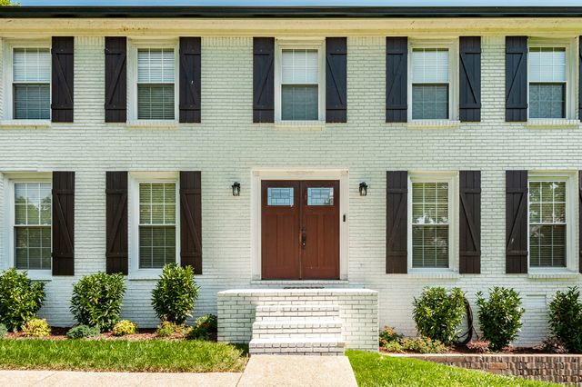 676 Northridge Dr, Gallatin, TN 37066