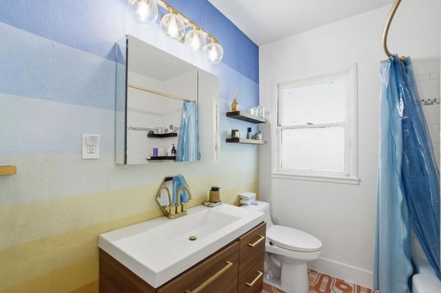 8622 Thermal Street, Oakland, CA 94605