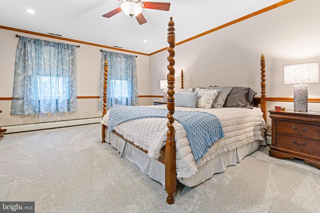 167 MATTHEW CIR, Richboro, PA 18954