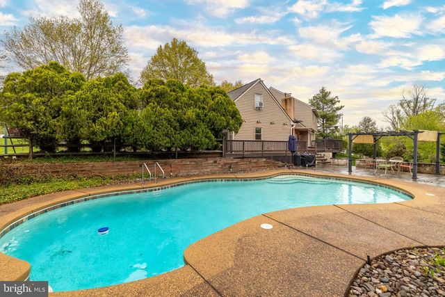 167 MATTHEW CIR, Richboro, PA 18954