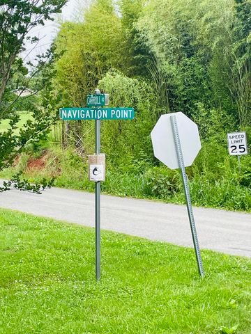 1236 Carroll RD, Goodview, VA 24095