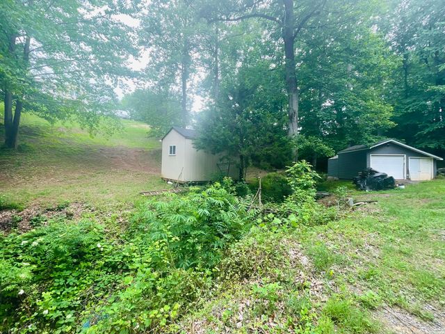 1236 Carroll RD, Goodview, VA 24095